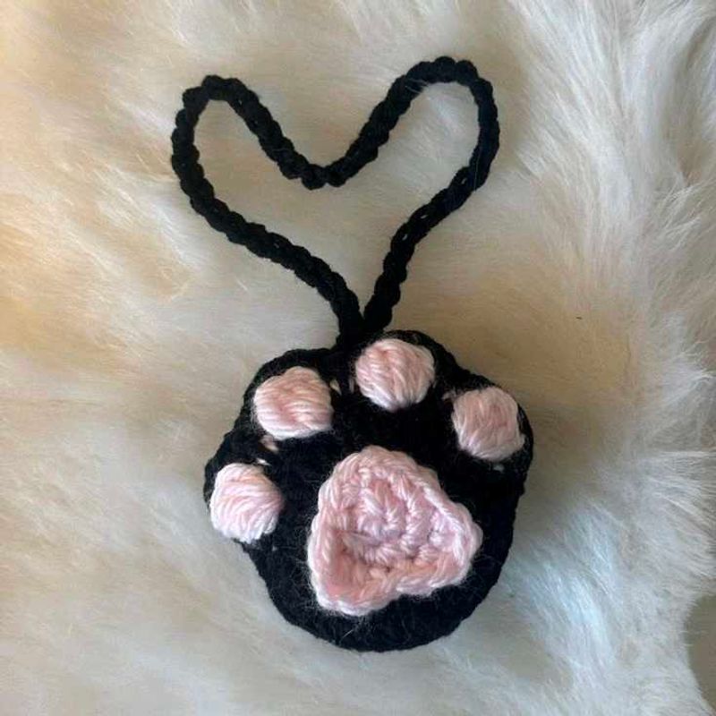 Crochet Paw Print Ornament🎀