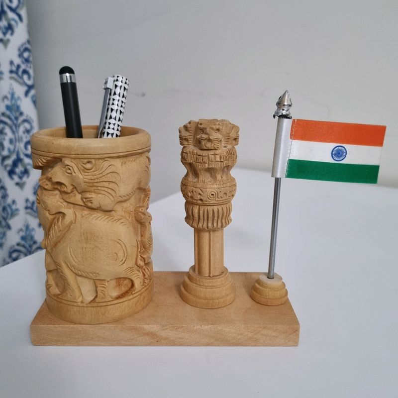 Wooden Pen Stand with Ashoka Stambh &amp; National Flag