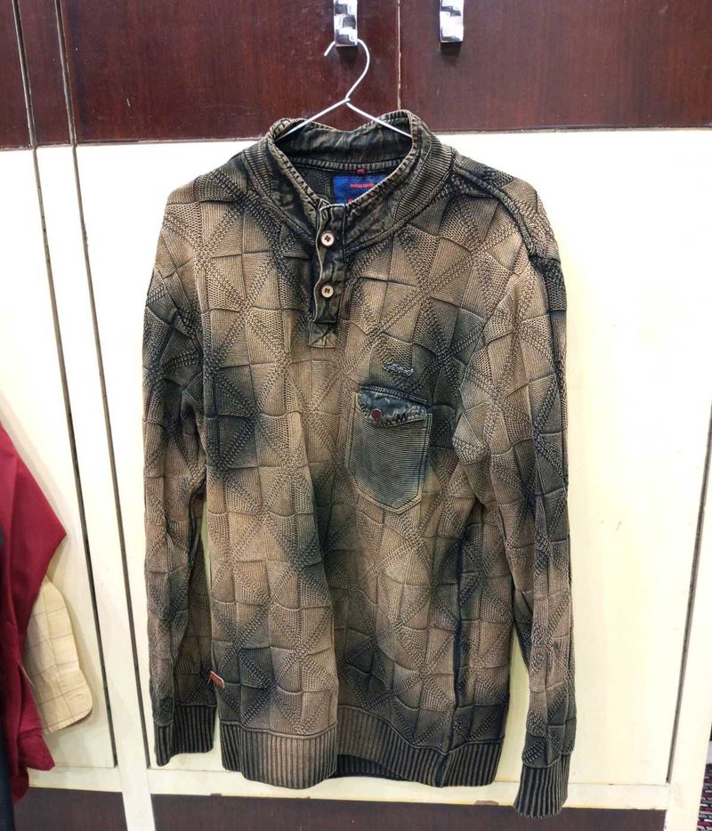 Stylish Patterned Sweater