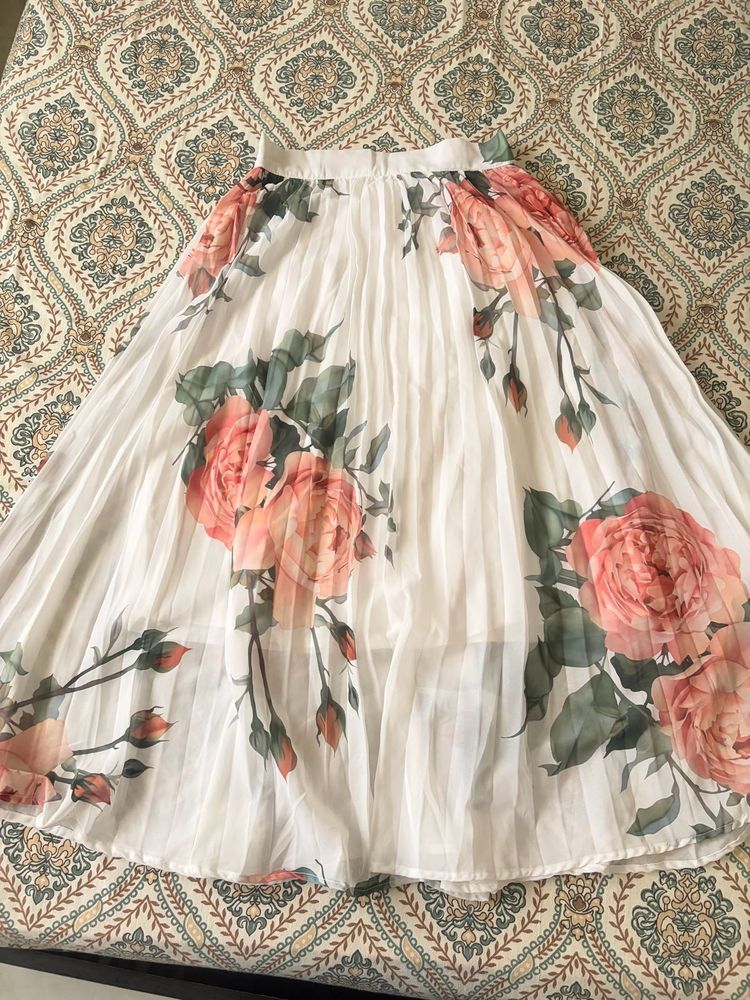 Floral Pleated Skirt