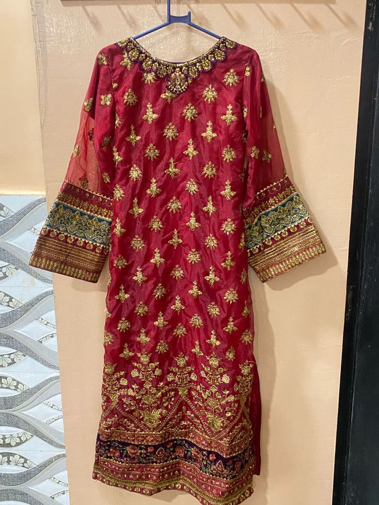 Elegant Embroidered Kurta