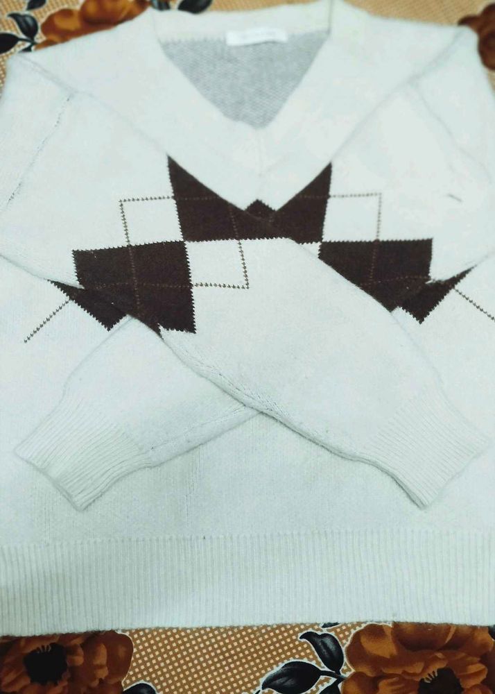 Patterned Sweater 💞