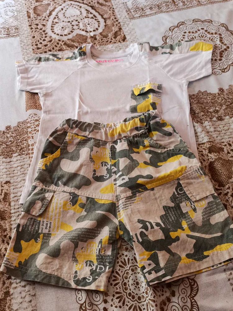 Boy's Camo Shorts Set
