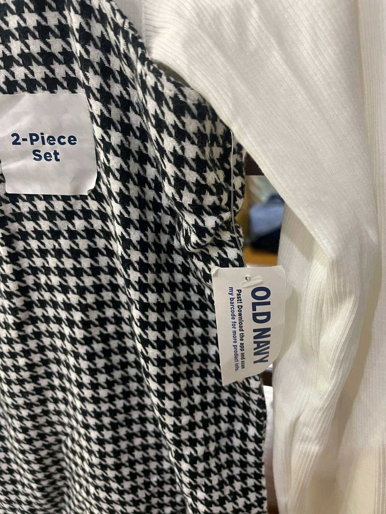 Old Navy 2-Piece Set