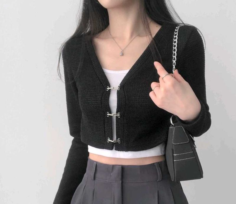 Black Cropped Cardigan