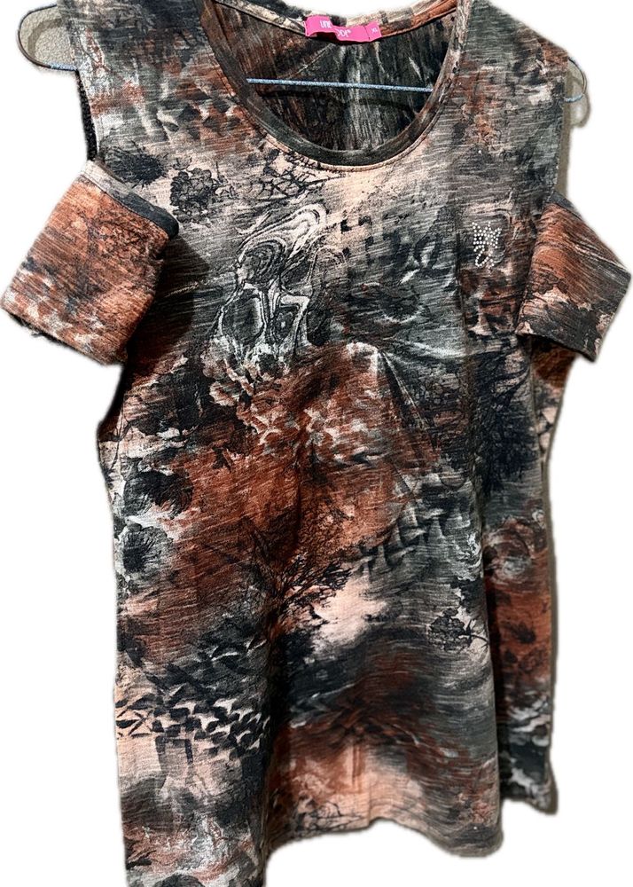 Stylish Print Cold Shoulder Top