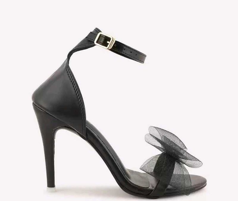 Dressberry Bow High Heels