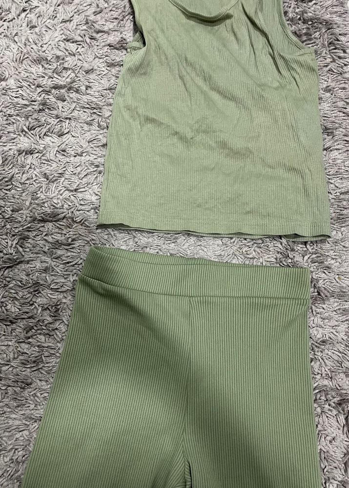 H&amp;M Active Wear Shorts And Top