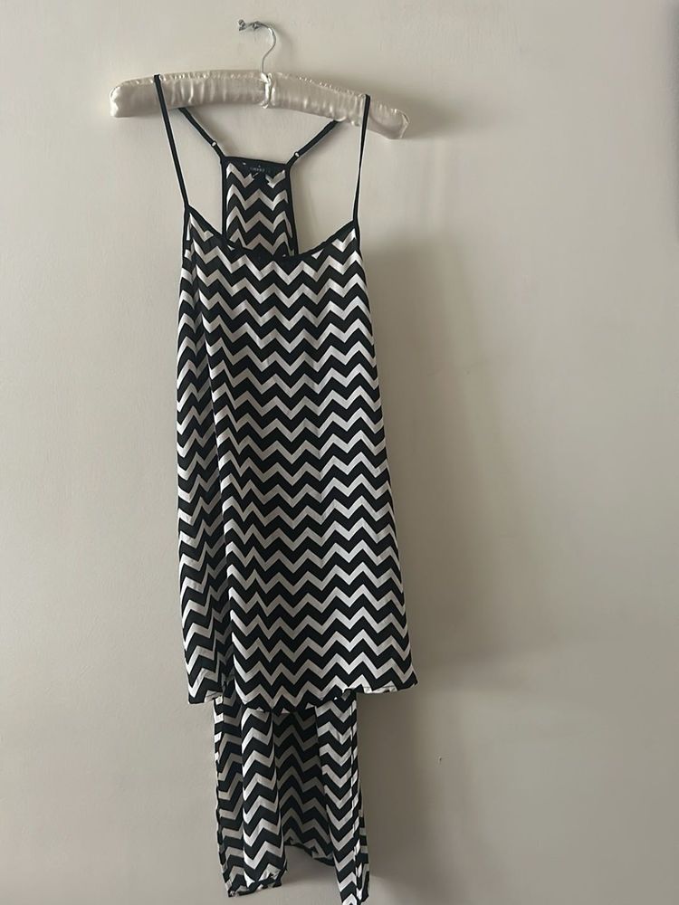 Forever 21 New Trendy Dress Front Short Back Long