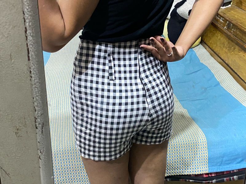 black n white checked shorts with back zip