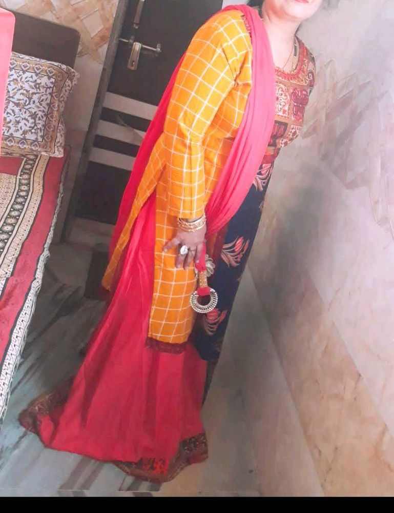 Designer Stylish Kurti