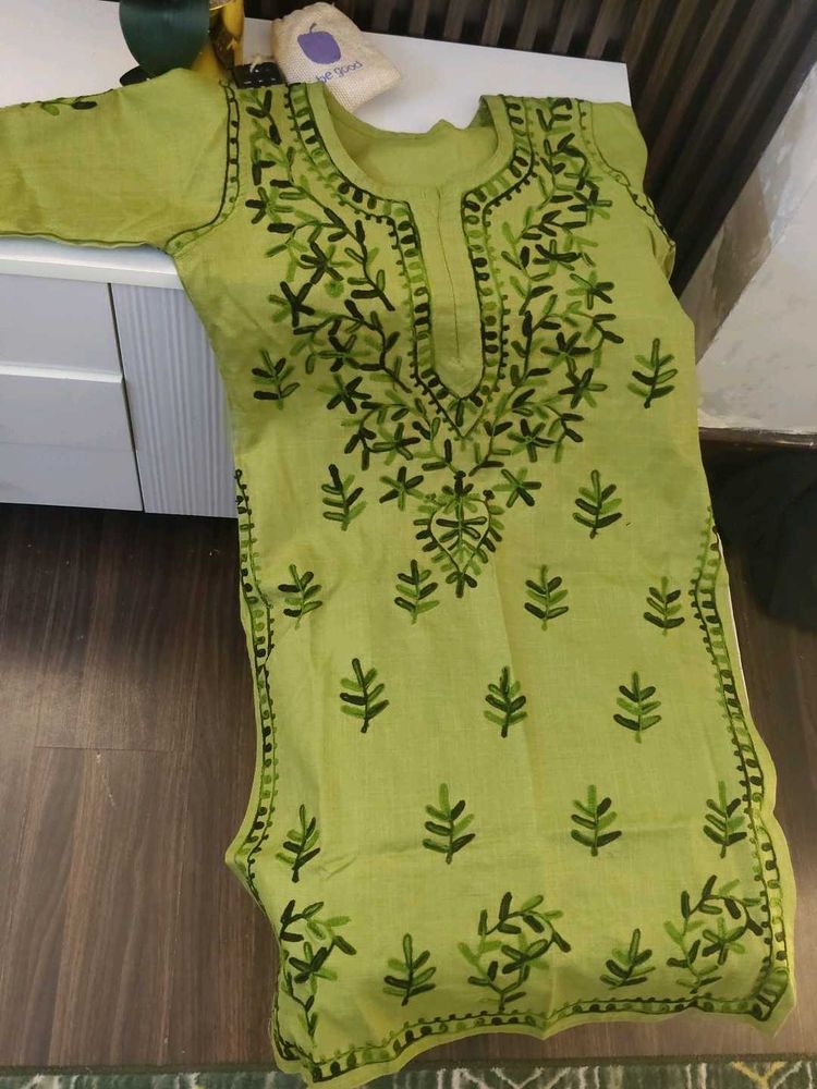Embroidered Green Kurta