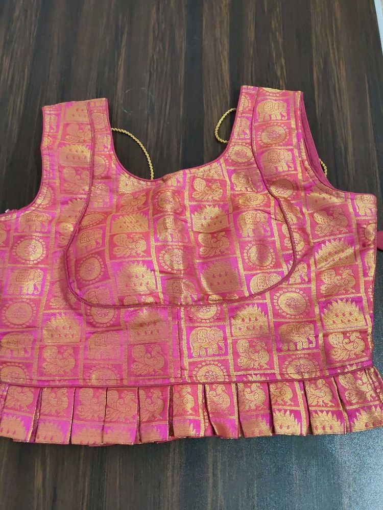 Sleeve Less Blouse