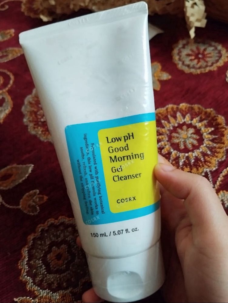Cosrx Low Ph Good Morning Gel Cleanser