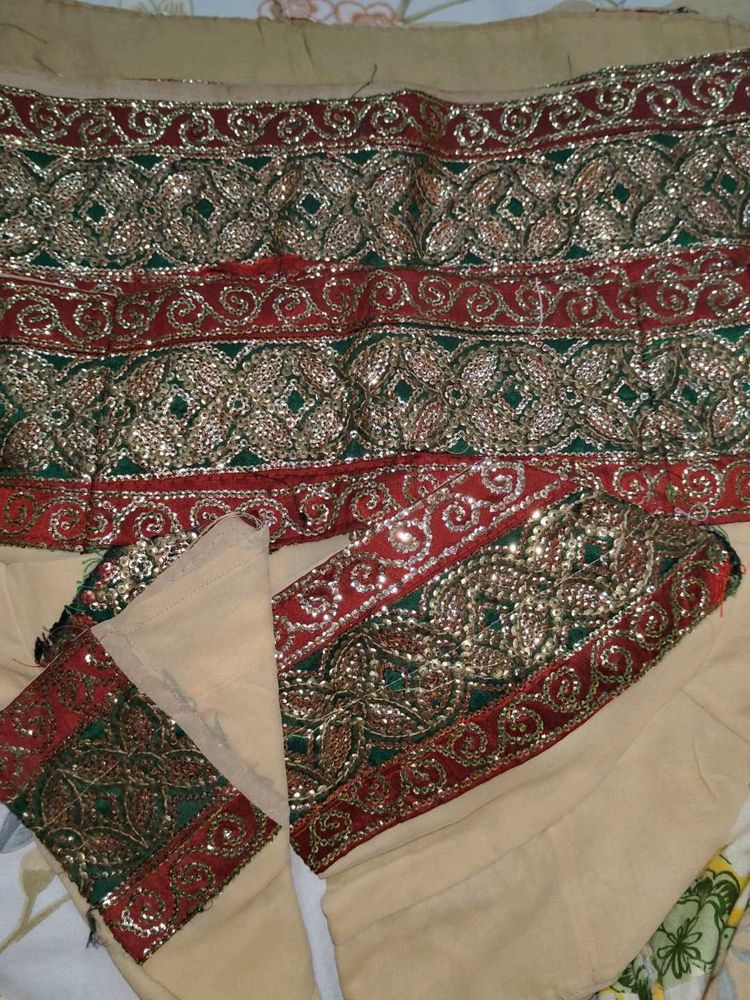 i am selling saree with blouse