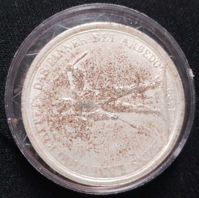 Vintage 1422 Silver Coin Replica.
