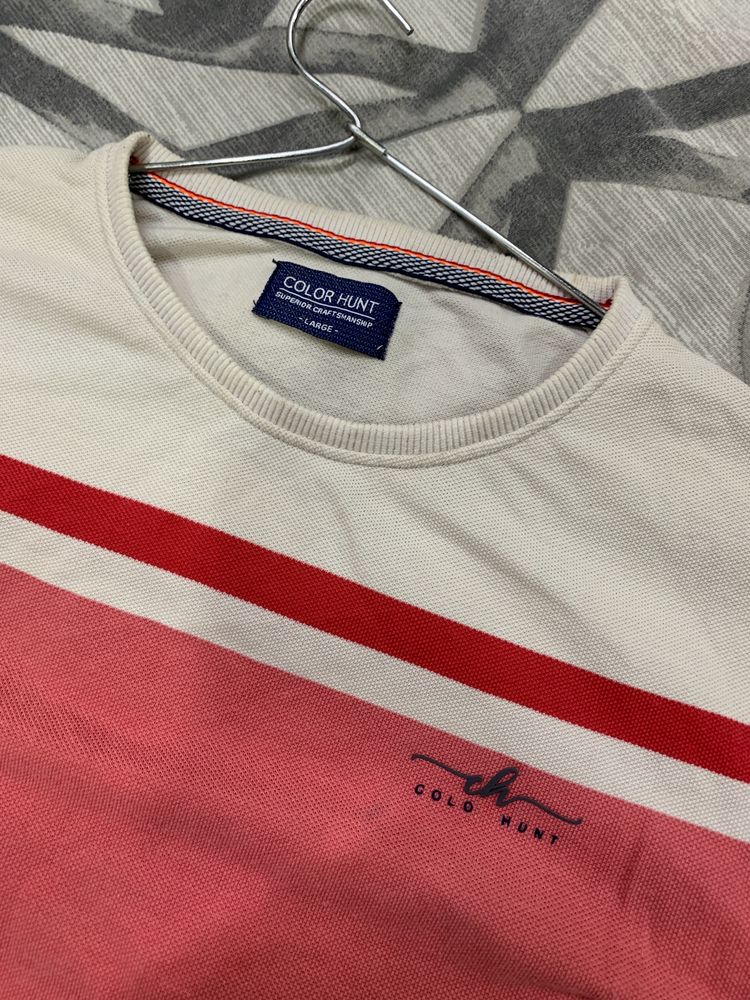Colour hunt Tee!