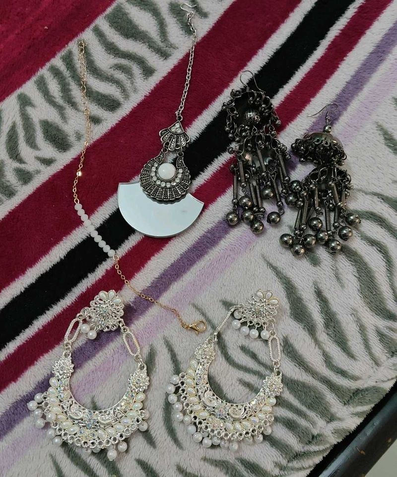 4 Item(2 Pair Of Earings)( 1 Bracelet,1 Mangtika)