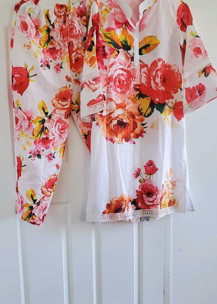 Floral Cord Set Used For Picnics &amp; Offices