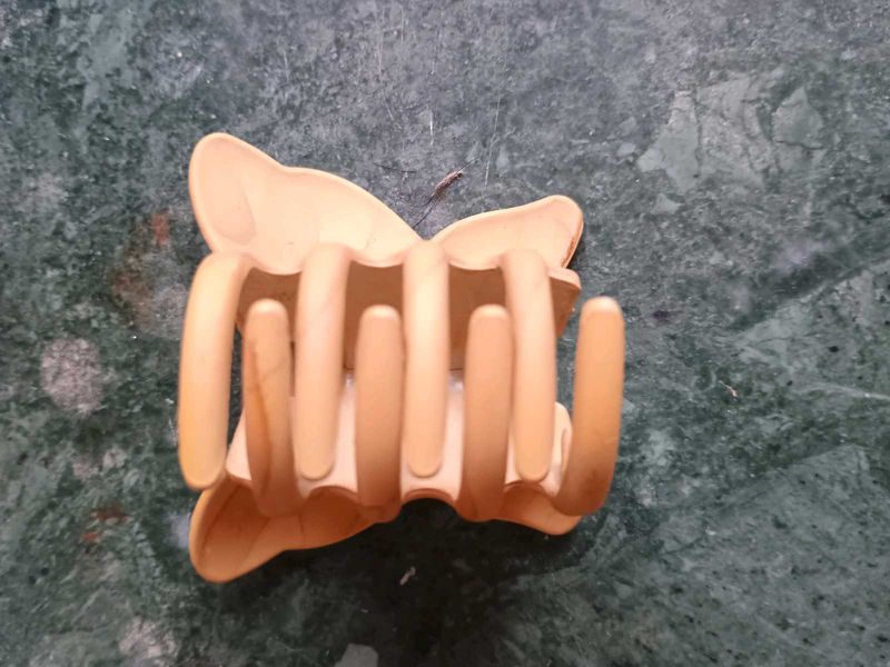 Hair Claw Clip - Beige/Mustard