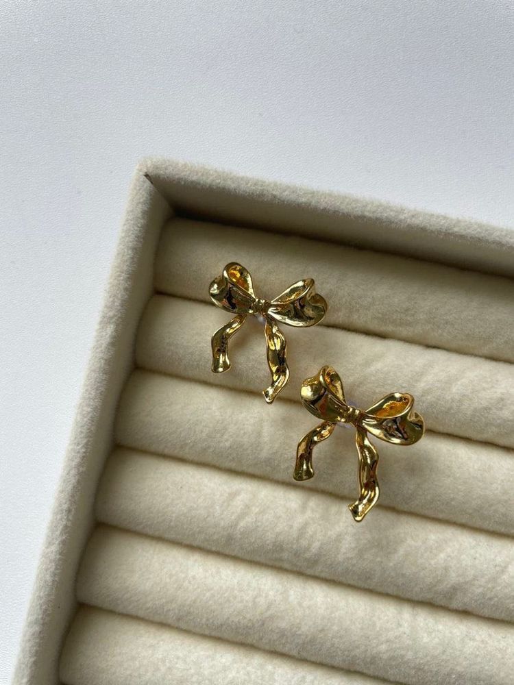 Bow Earrings