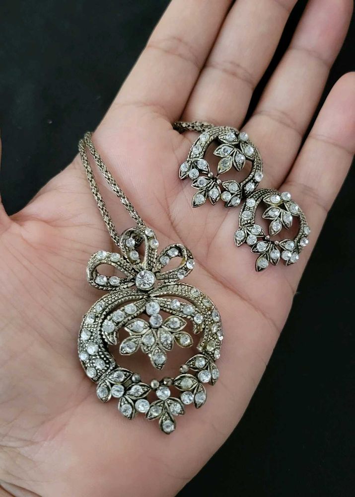 Vintage rhinestone Jewellery Set