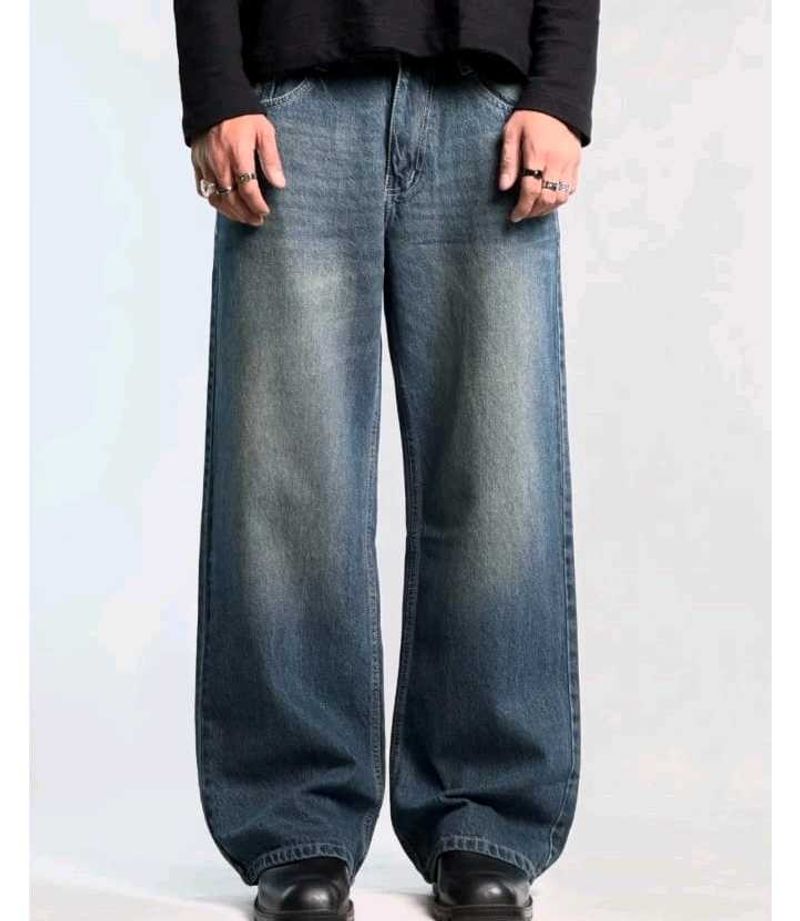 H&amp;M Wide Leg vintage jeans