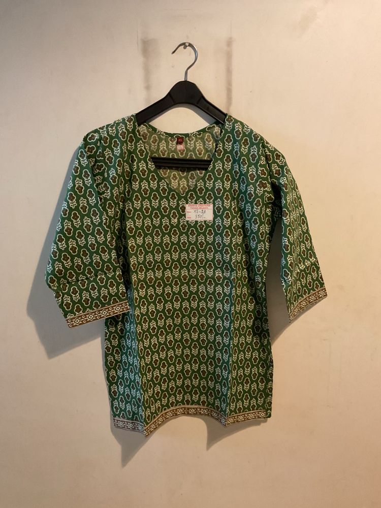 Green Printed Cotton Top