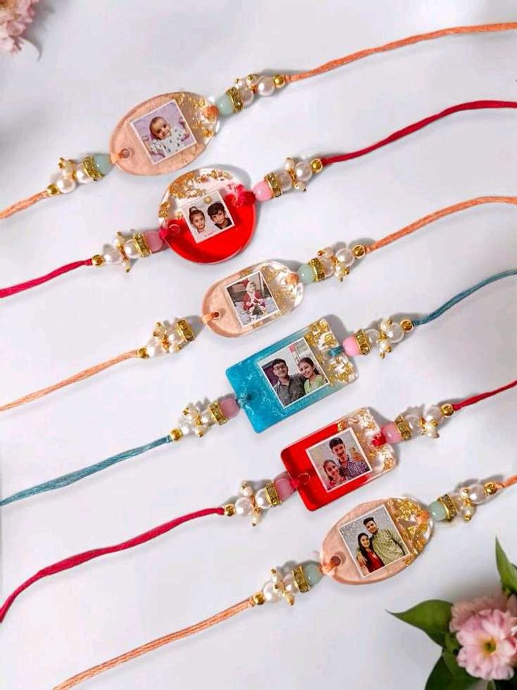 1 Photo Rakhi