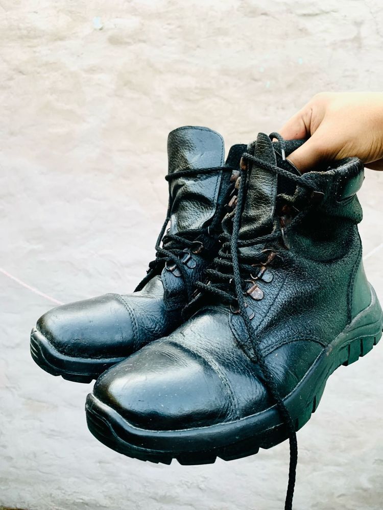 Leather Orignal  Ankle Boots army used