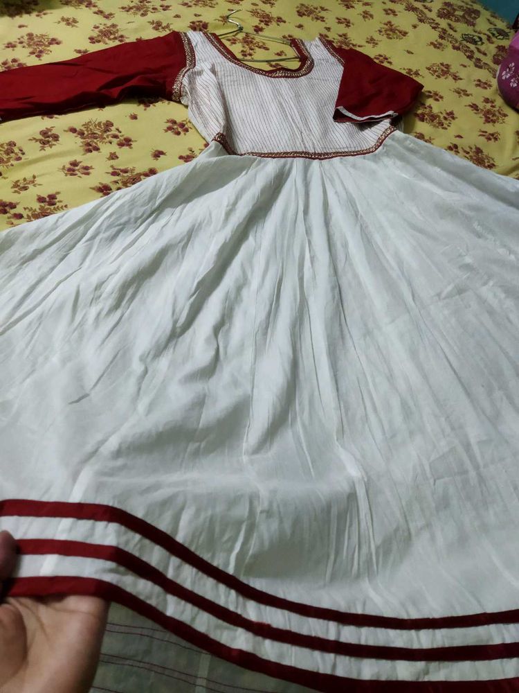 White Anarkali