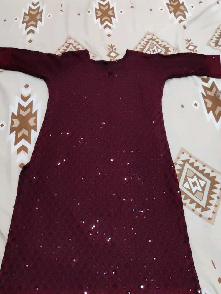 Merun Chikankari Top