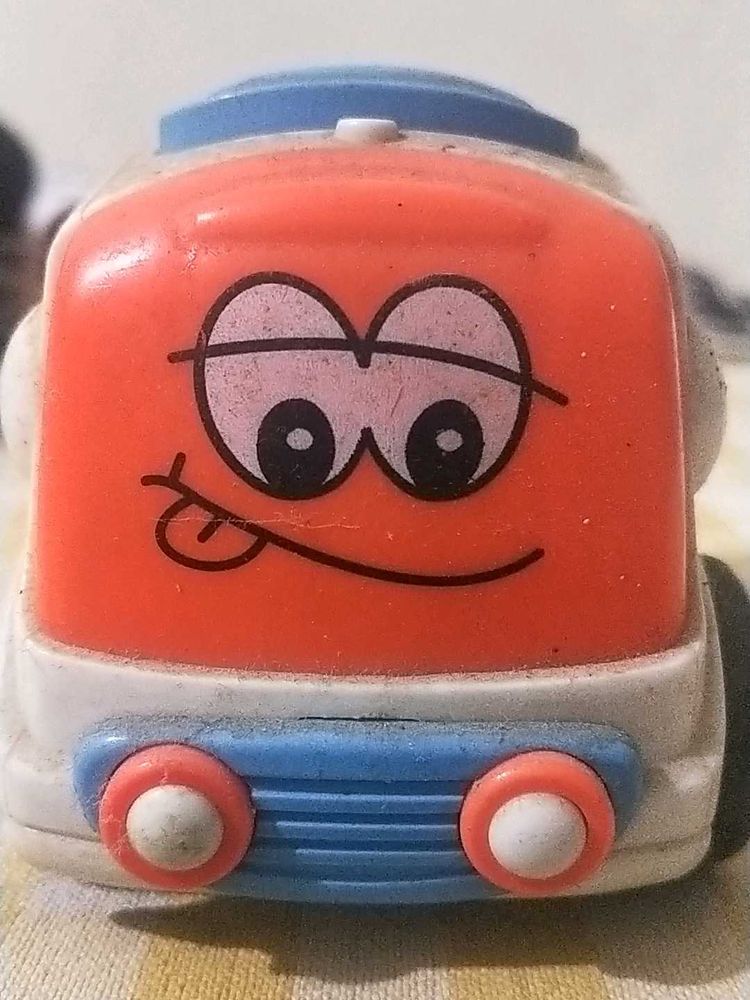 Cute Cartoon Car Toy. for Free and fre shipping