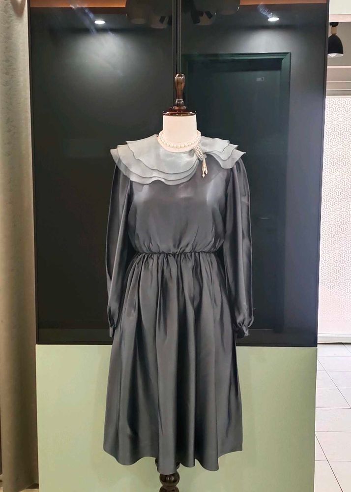 💥Price Drop💥Victorian Satin Classic Dress