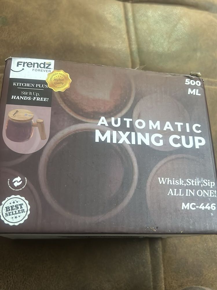 Automatic Mixing Cup