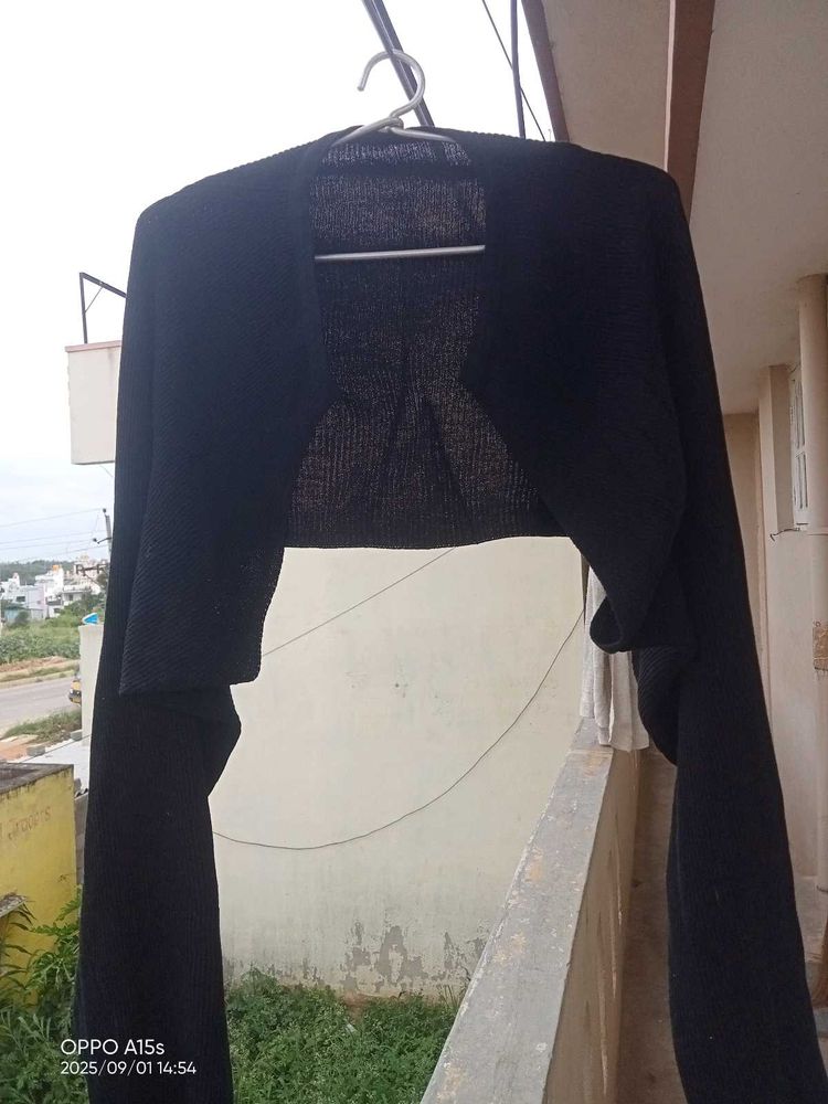 Black Cropped Cardigan