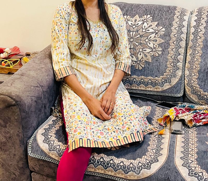 Kurti &amp; Mojri