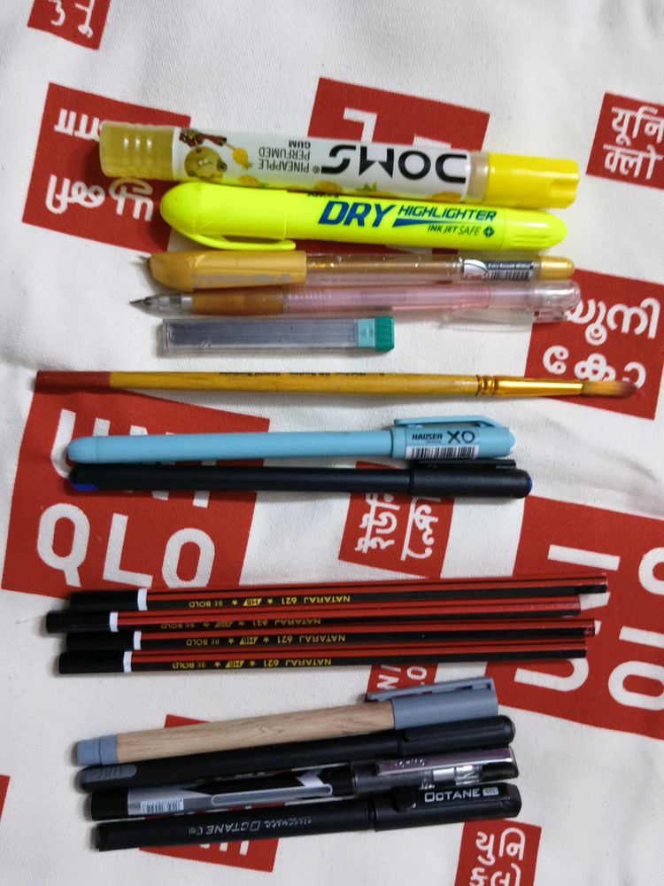 Stationery Set 4 Pencils 2 Blue Ball Pen 3 Black Ball Pen 1 Black Gel Pen  Golden Glitter Pen Lead Pencil With Lead , Crayon Highlighter , Paint Brush