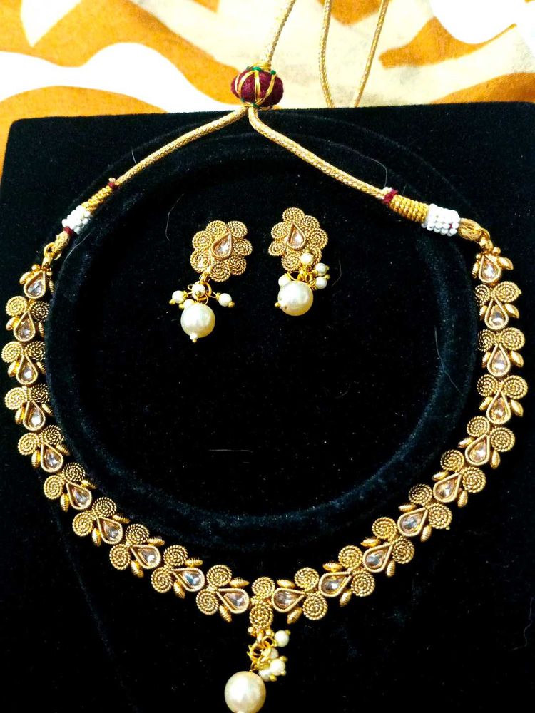 Elegant Gold-Plated Necklace Set