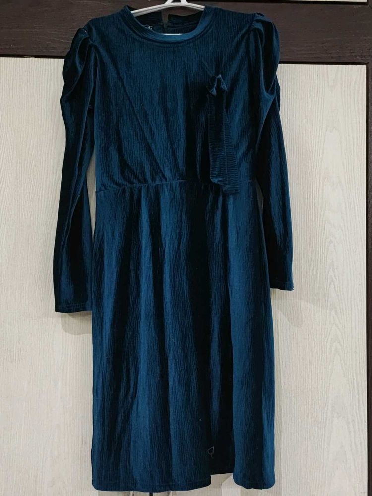 Elegant Blue Long Sleeve Dress