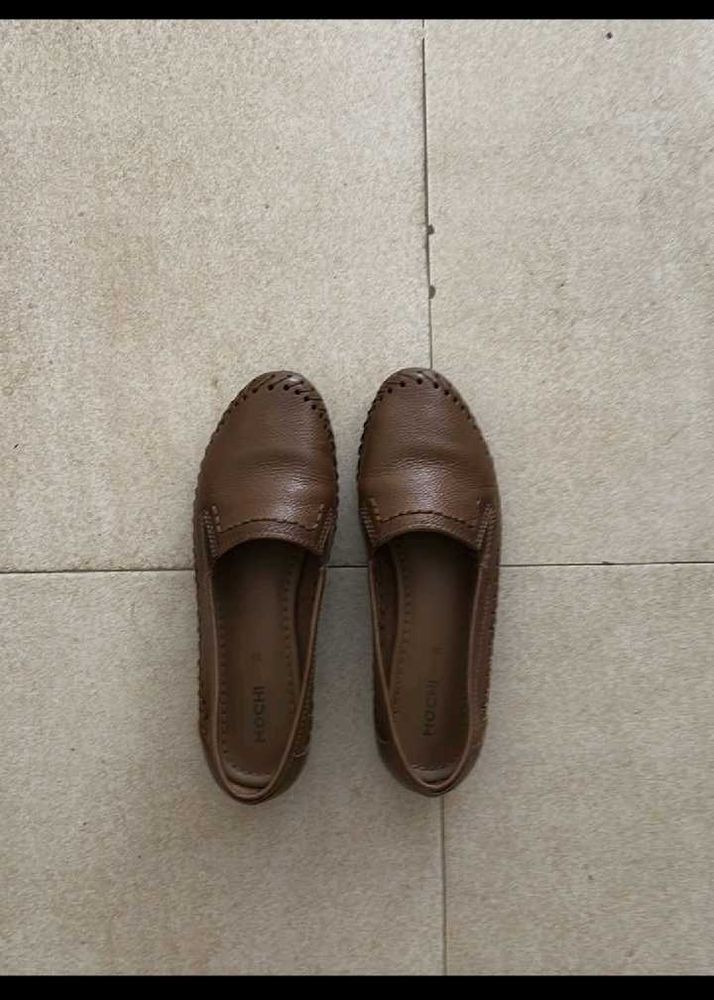 Mochi Brown Loafers