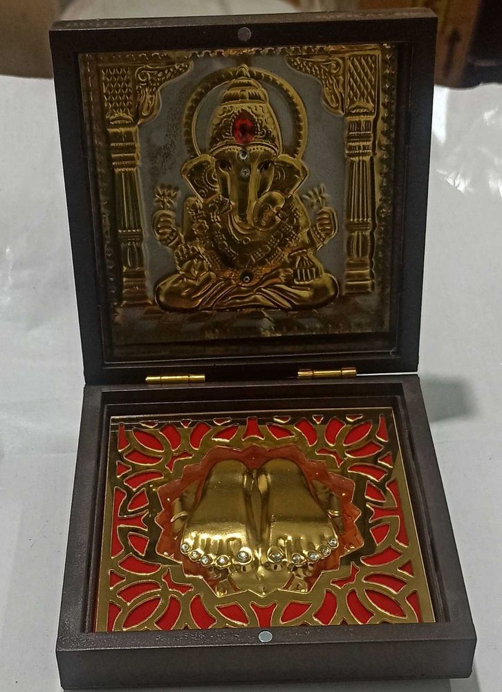 Ganesha &amp; Paduka gold&amp; silver plated showpiece