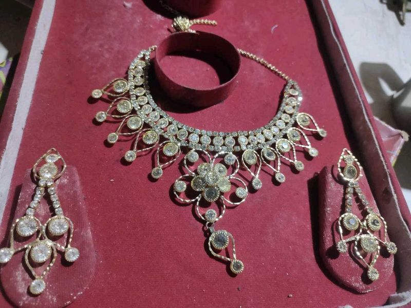 Jewellery Set