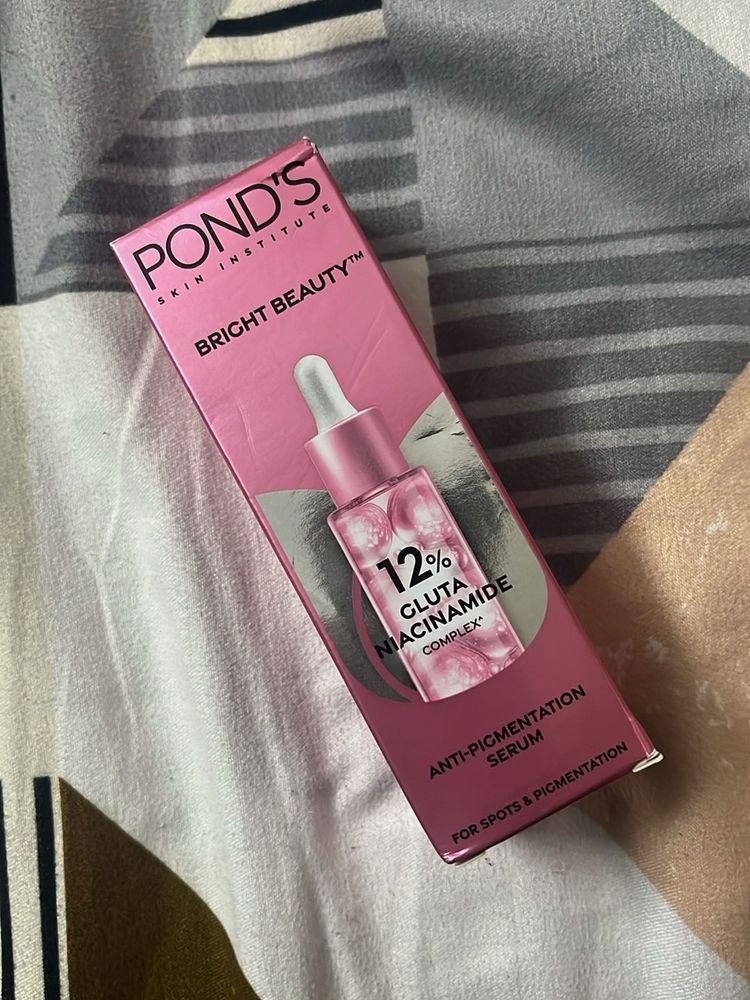Pond&#39;s Bright Beauty Serum