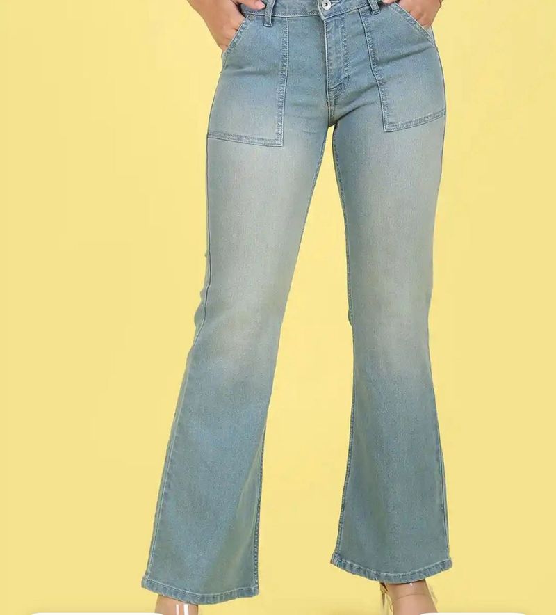 Woman Bootcut Midrise Clean Look Strechable Jean