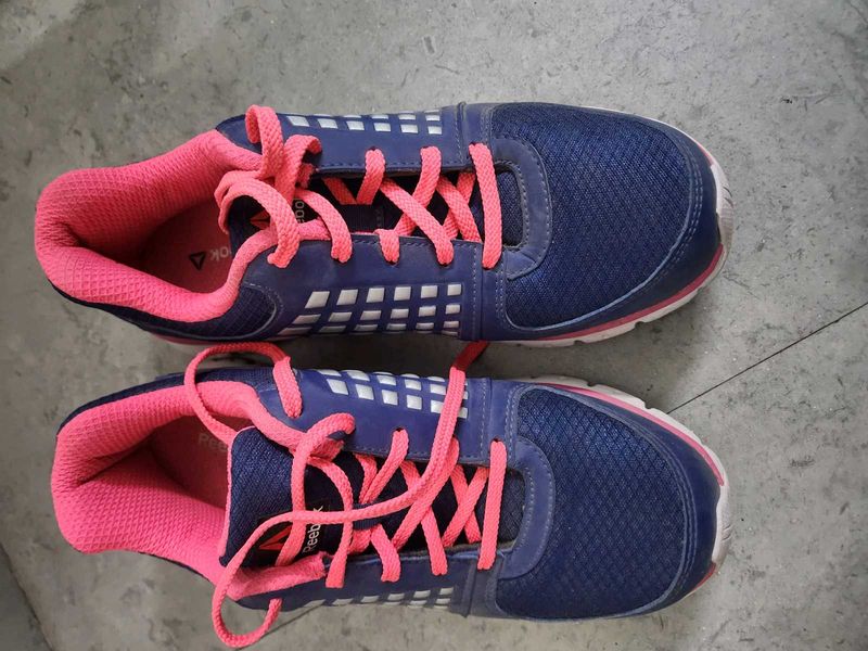 Reebok Women Running Shoes, Size UK -6 USA-8.5