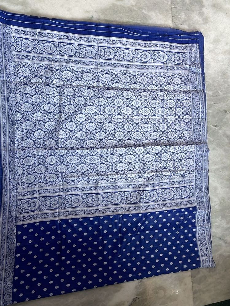 Brand New Fully Woven Saree With Heavy Pallu