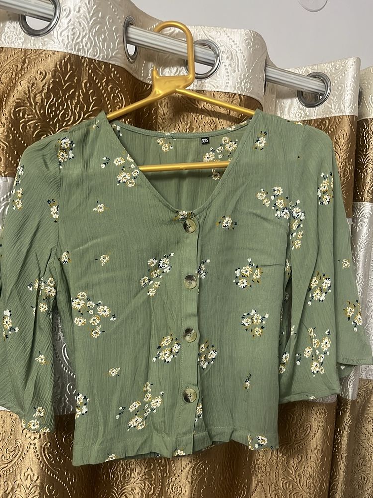 Light Olive Green Top With Bell Short Sleeves