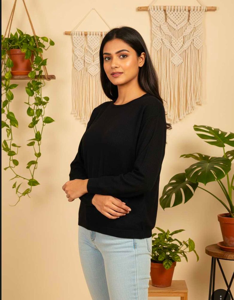 🎄Buy 1, Get 1 Free🎁Navy Blue Knit Sweater M/ L