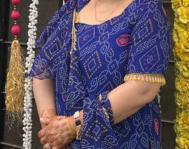 Beautiful Frill Dupatta Bandhej